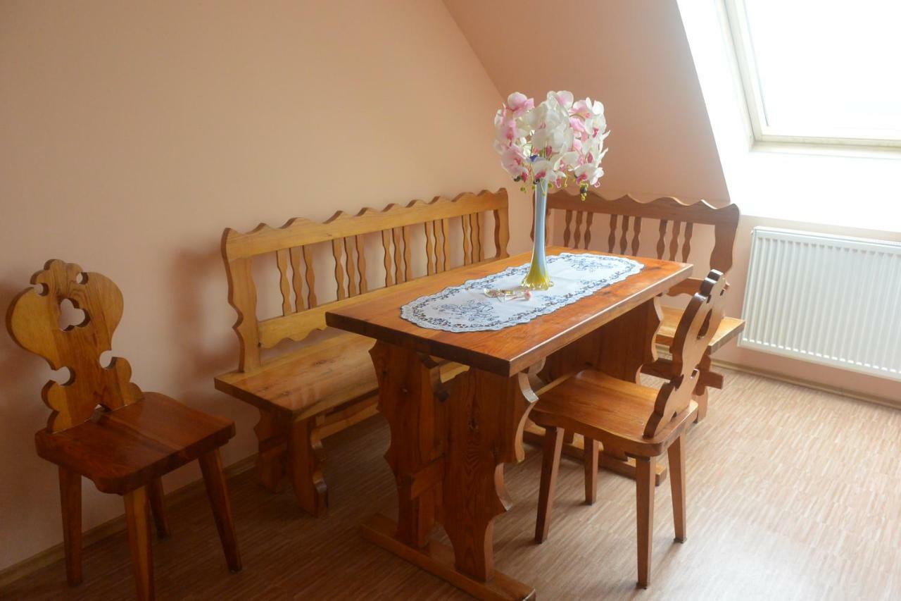 Rodinne Ubytovani - Family Accommodation Kobylice Dış mekan fotoğraf