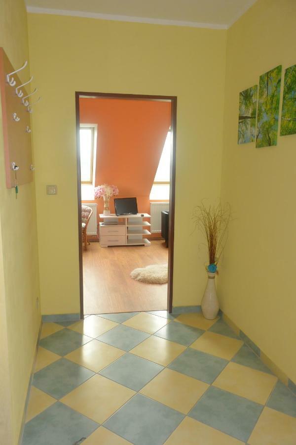 Rodinne Ubytovani - Family Accommodation Kobylice Dış mekan fotoğraf
