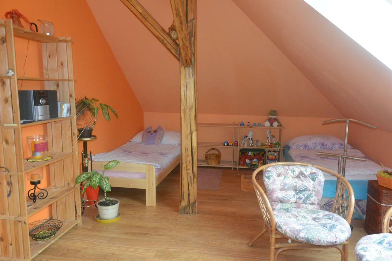 Rodinne Ubytovani - Family Accommodation Kobylice Dış mekan fotoğraf